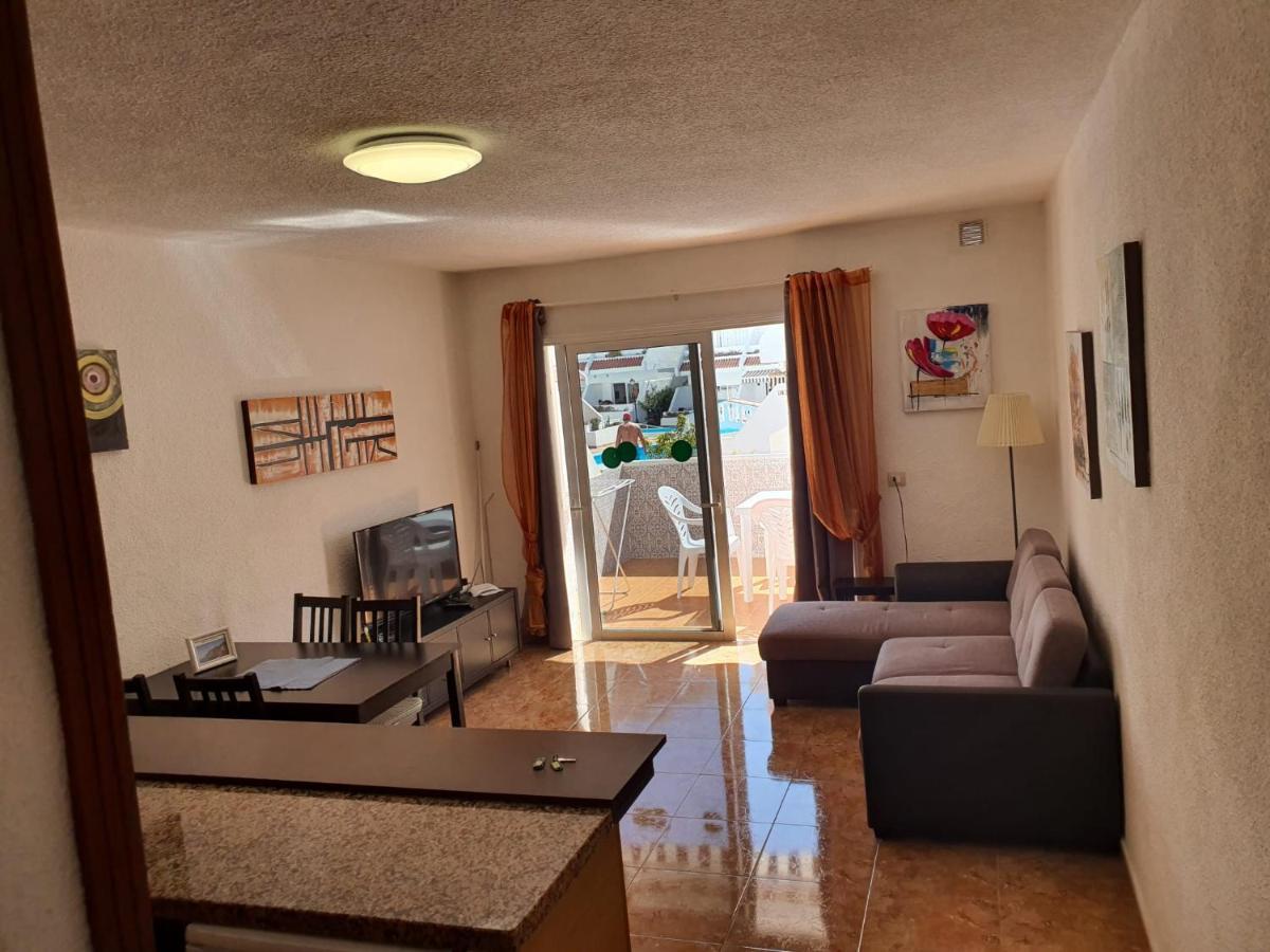 Floritas Sunrises Apartment Арона Екстериор снимка